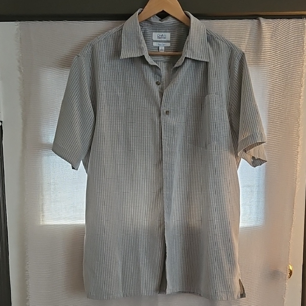 Croft & Barrow Gray Striped Short Sleeve Shirt